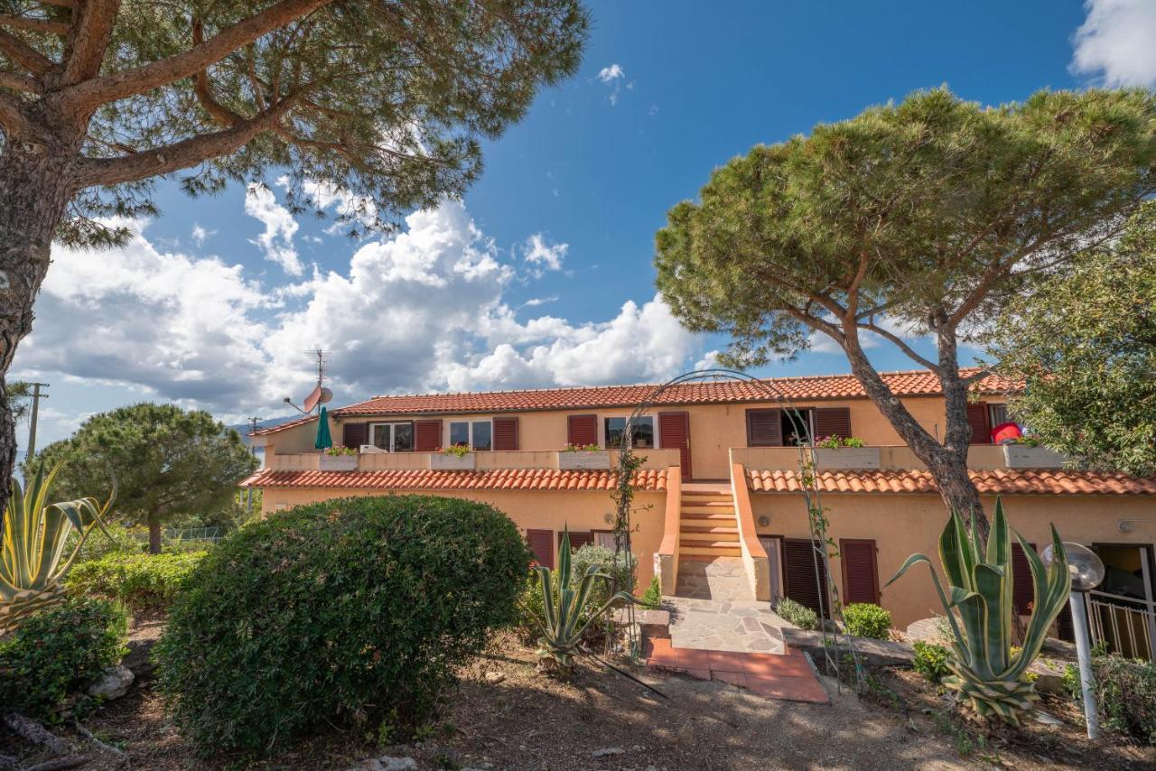 Apartments La Turistica Capoliveri  Dış mekan fotoğraf